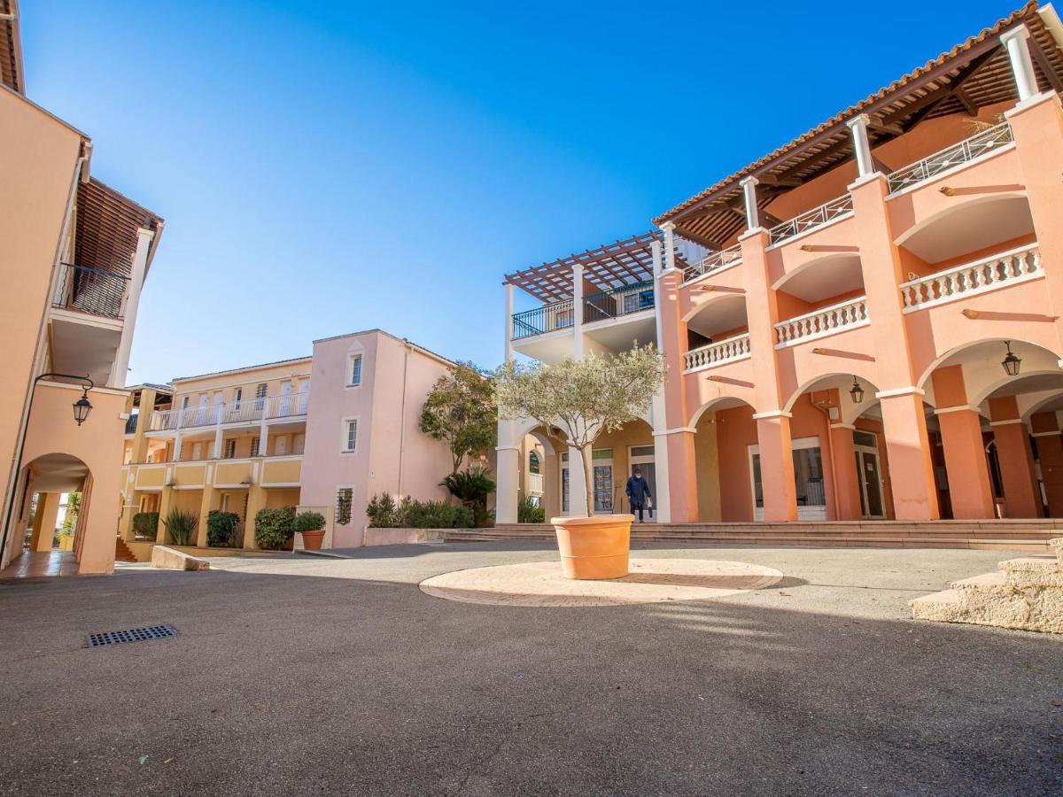 Apartment Village Cap Esterel - L'Esquinade-31 By Interhome Saint-Raphaël Εξωτερικό φωτογραφία